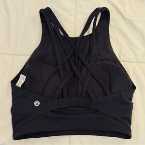 Black Lululemon sports bra